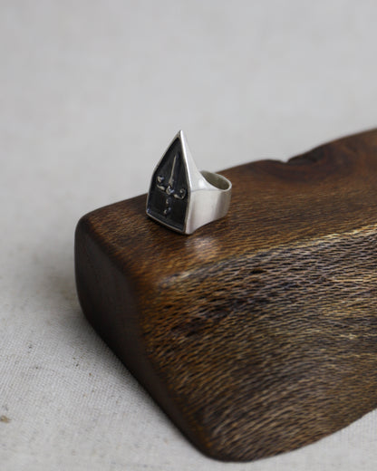 dagger