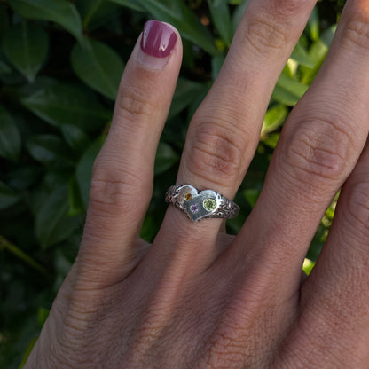 love heart w/ 3 gems