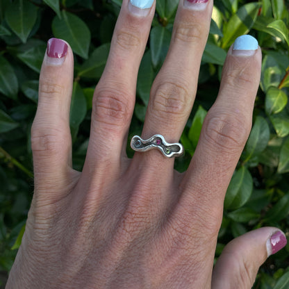 oyster band w/ 3 gems