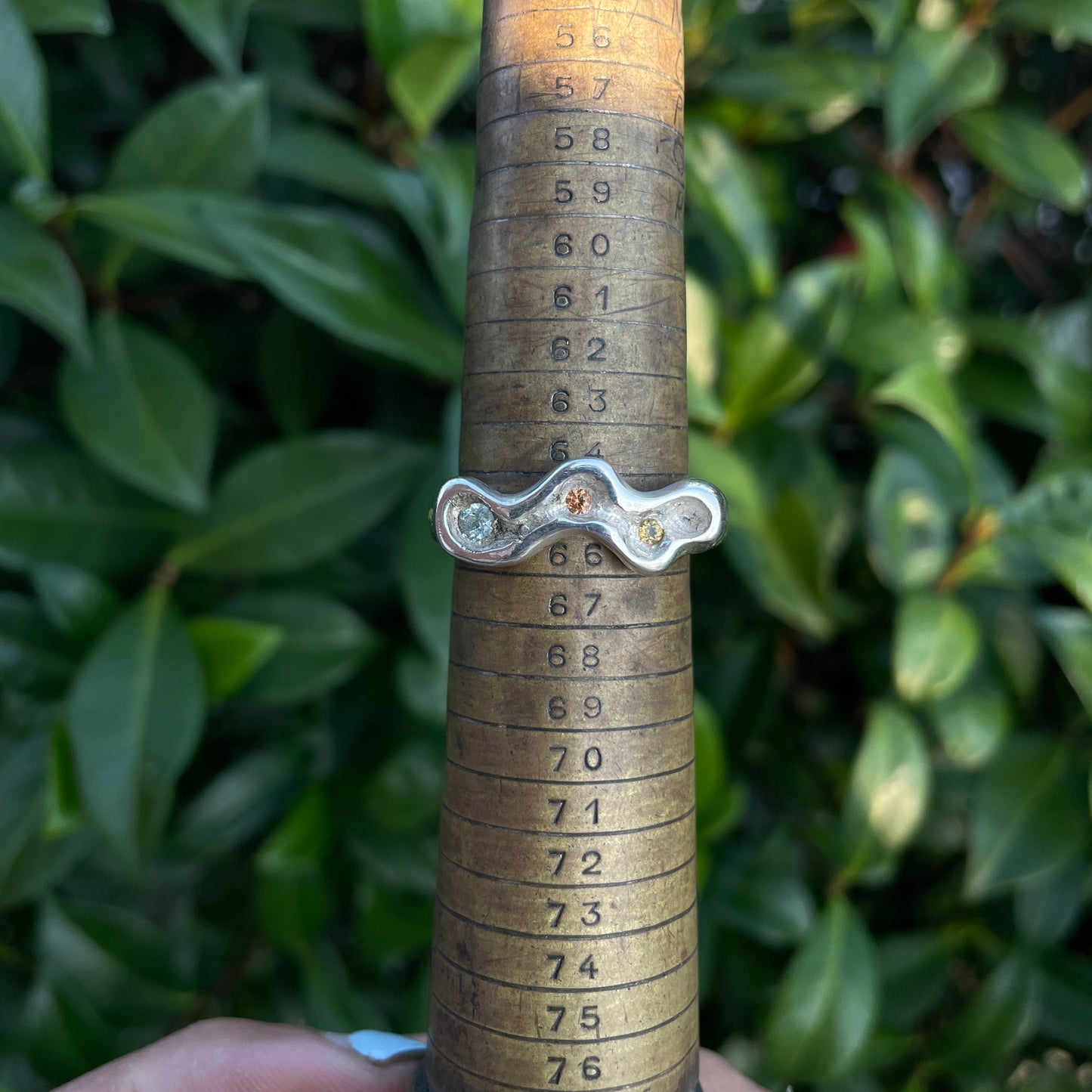 oyster band w/ 5 gems